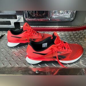 Reebok Red/orange and Black nano 4
